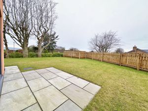 Photo 21- click for photo gallery